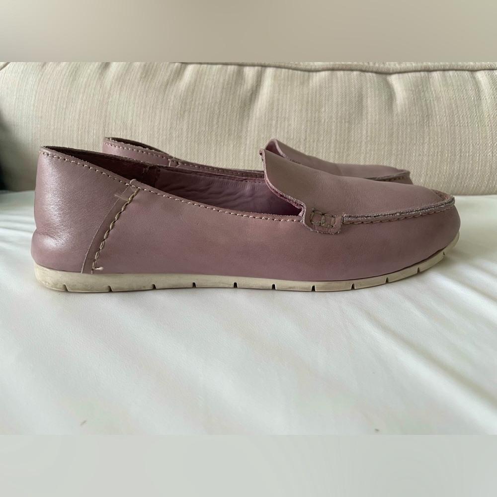 Frye Slip-On Flat Leather Moccasin Loafers, Dusty Rose Pink, Size 5.5